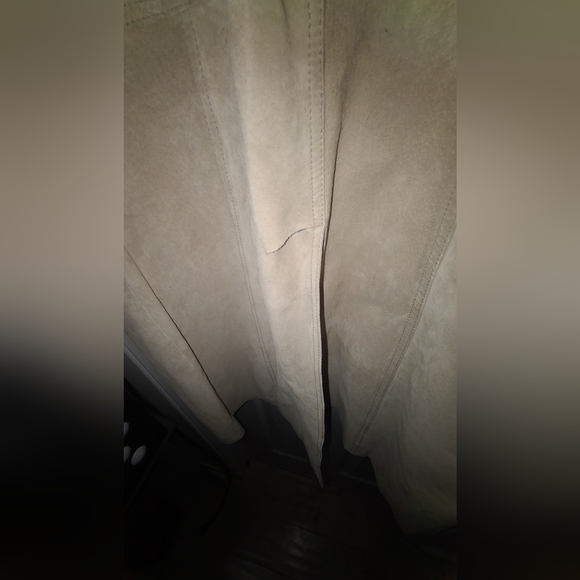 Le Chateau Suede Jacket - Picture 3 of 3